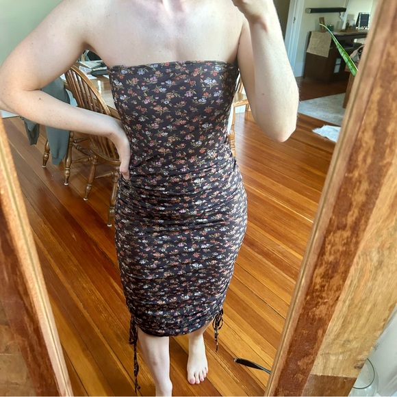 Intimately Ruched Floral Dress - Picture 2 of 7